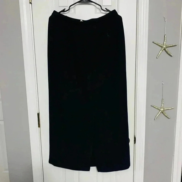 Maxi Skirt - Picture 2 of 4